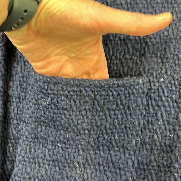 100% Wool Boxy Button Up Cardigan Made in Ecuador - Picture 7 of 13